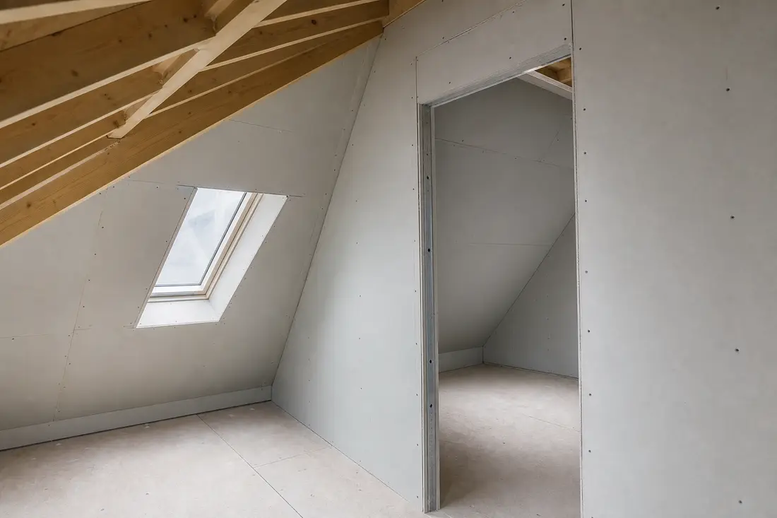 Exemple : aménagement de combles avec plaques de plâtre